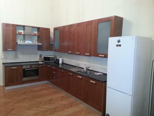 Hostal Ho-bi Room And Apartment