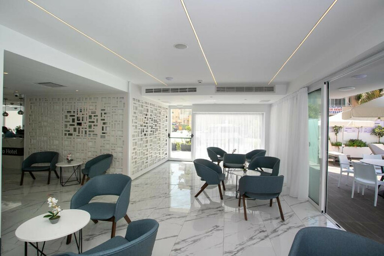 Best Western Plus Larco Hotel