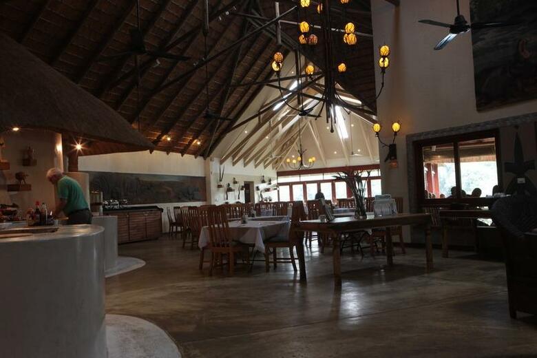 Hotel Hippo Hollow