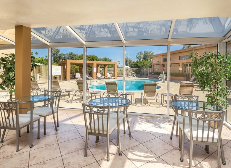 Hotel The Plaza Resort & Spa