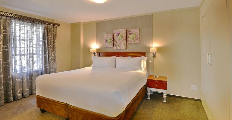 Hotel Protea Manor (.)