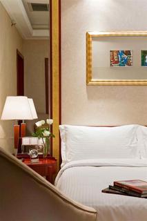 Hotel Mercure On Renmin Square