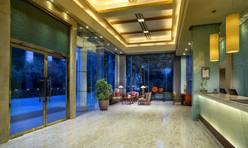 Hotel Mercure On Renmin Square