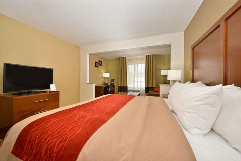 Hotel Comfort Inn & Suites Cedar Rapids North - Collins Road