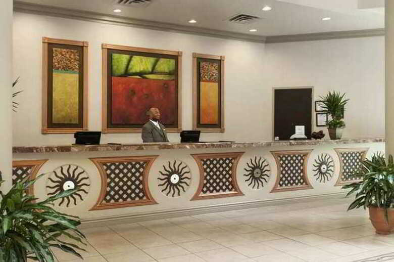 Hotel Embassy Suites Charlotte