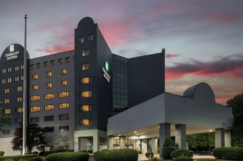 Hotel Embassy Suites Charlotte