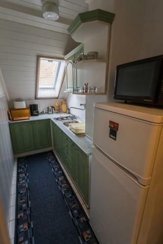 Hostal Joli Guesthouse