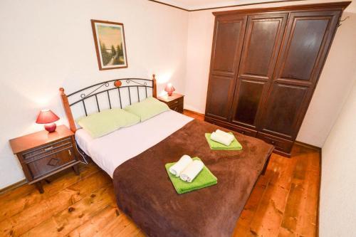 Two-bedroom Apartment In Pomer I