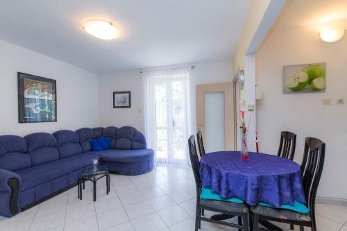 Apartment In Rabac 16914