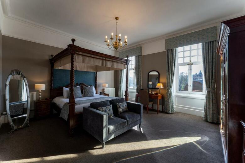 Sherbrooke Castle Hotel