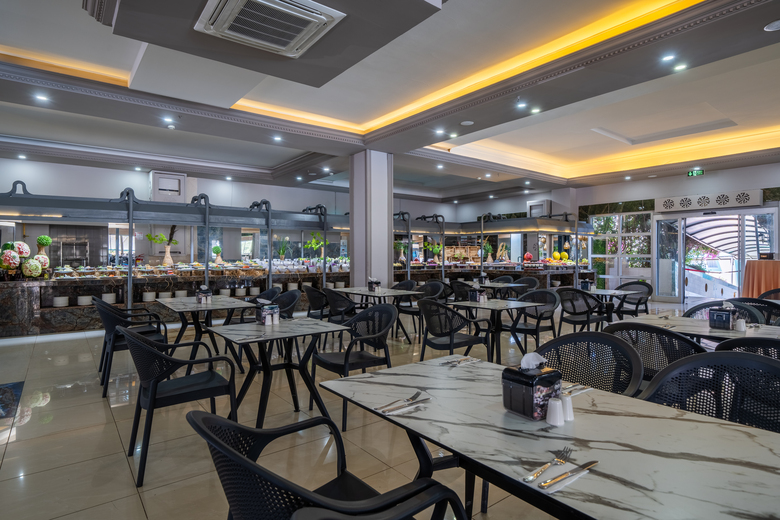 Hotel Daima Resort