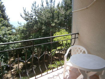 Hotel Briz(.)