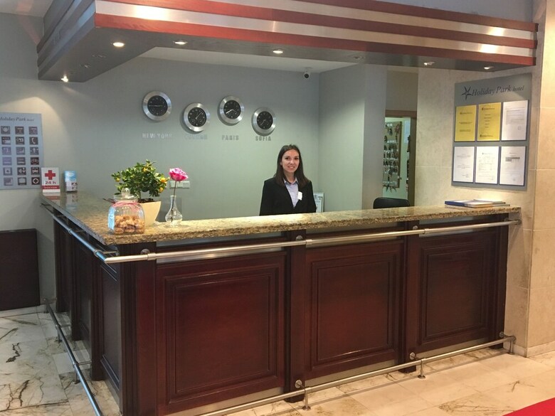 Holiday Park Hotel
