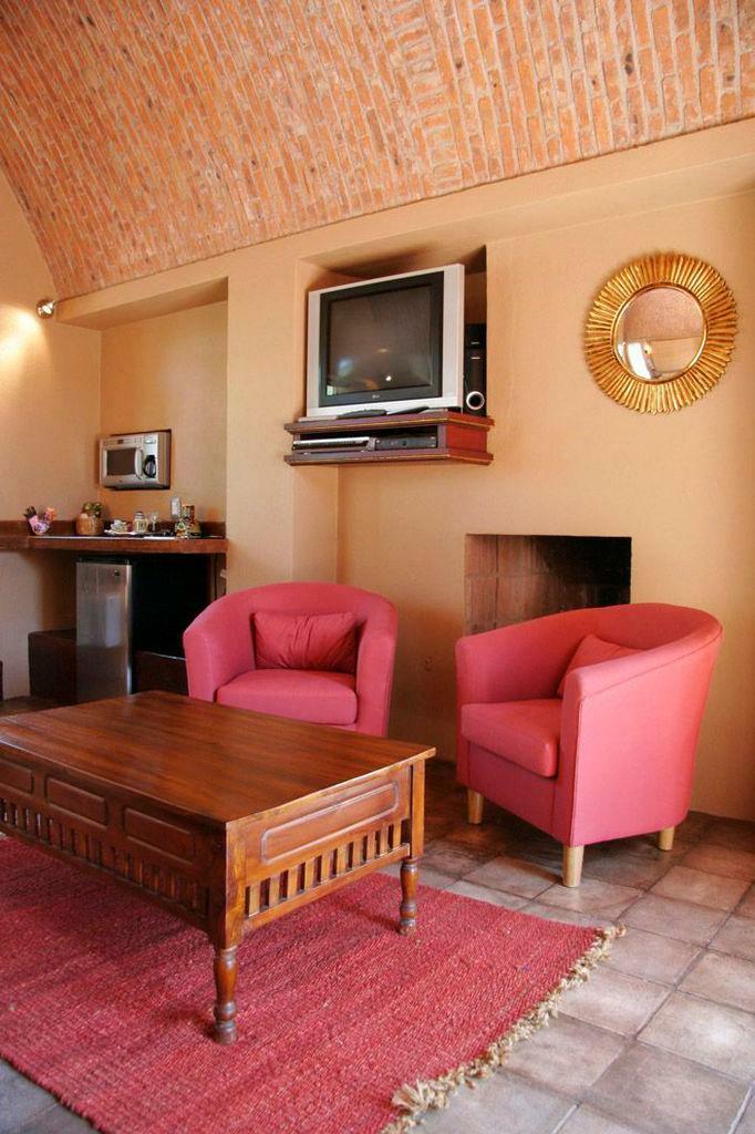 Hotel Casa De Aves