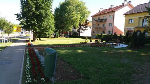 Hostal Holiday Home Nena