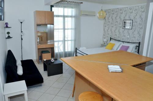 Aparthotel To Kastro