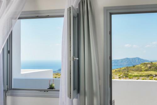 Central Pirgos Hotel