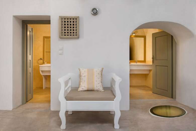 Apartamentos Filotimo Cave Houses
