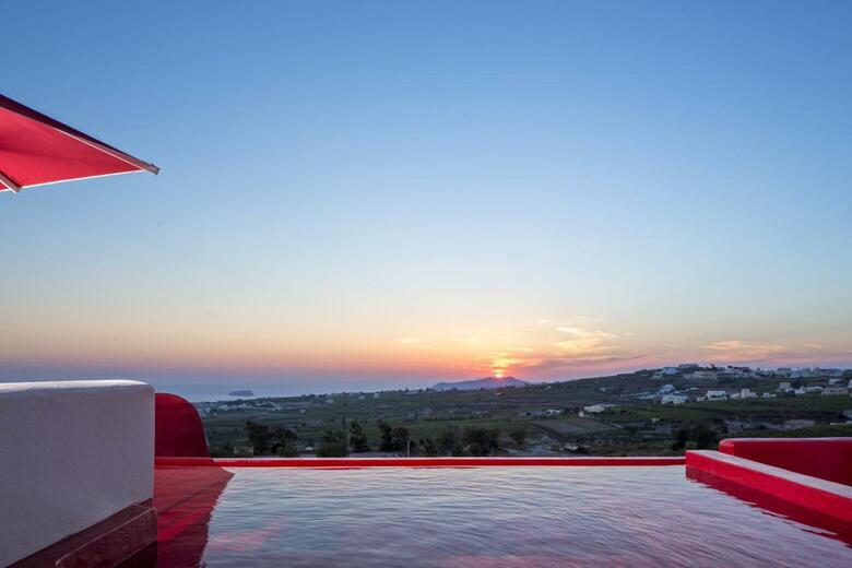 Art Hotel Santorini