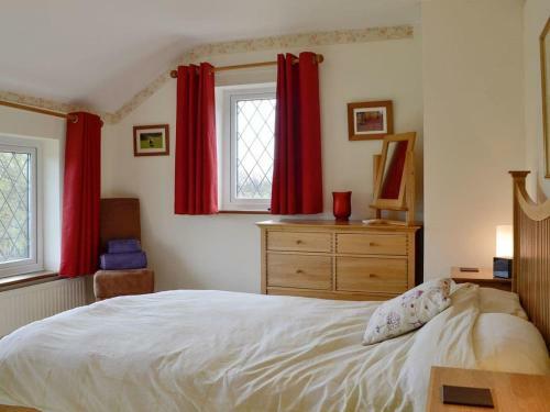 Oak Tree Cottage II