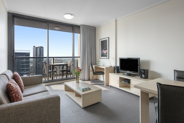 Hotel Oaks Charlotte Towers