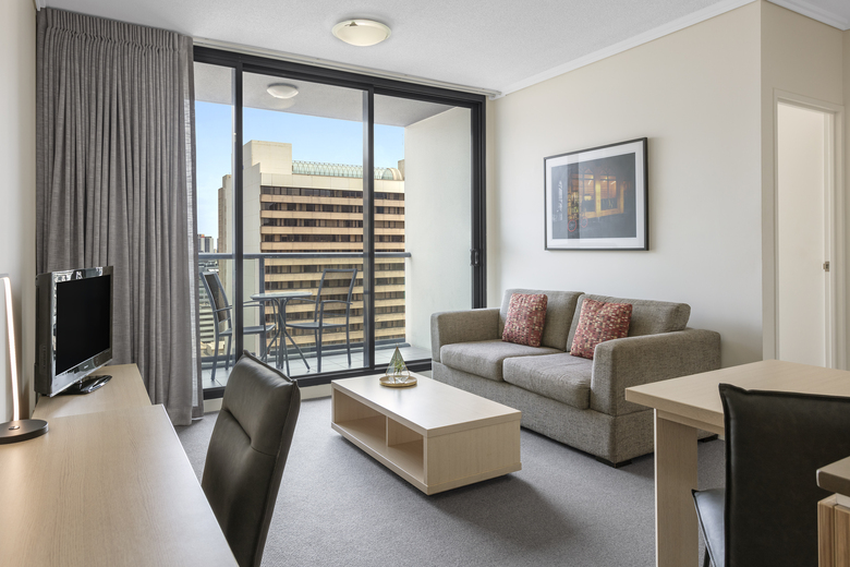 Hotel Oaks Charlotte Towers