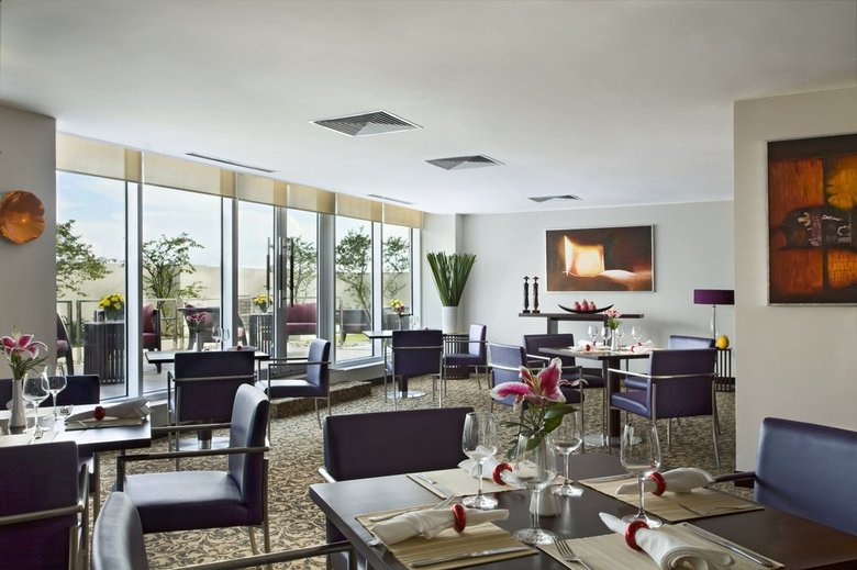 Hotel Somerset Hoa Binh