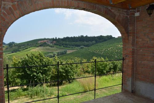 Bed & Breakfast Cascina Valtignosa Camere Con Vigna