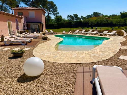 Bed & Breakfast Domaine Le Mas Sans Soucis