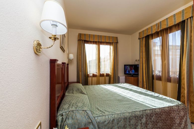 Hotel Residence Regina Elena