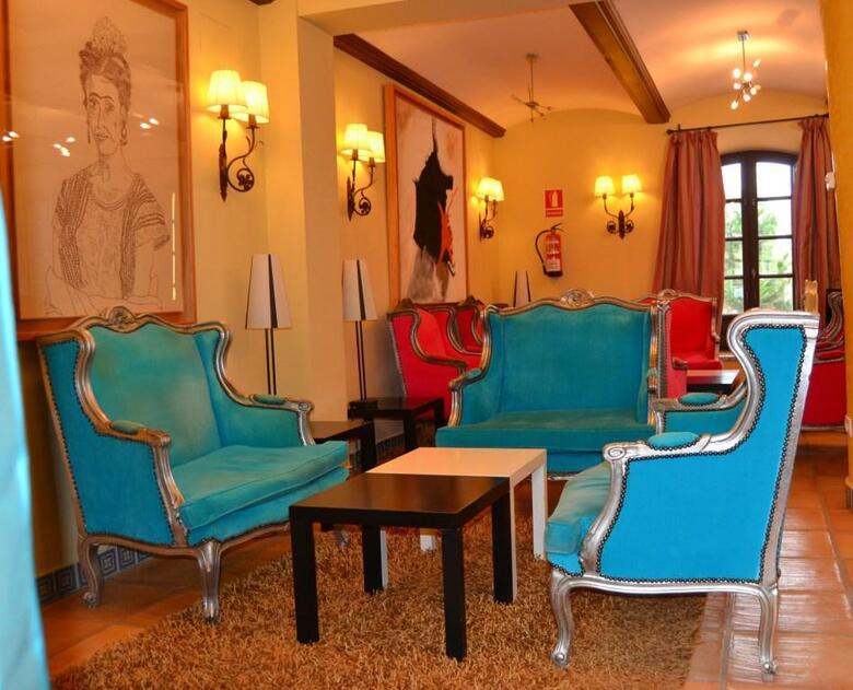 Hotel El Carmen (puente Genil)