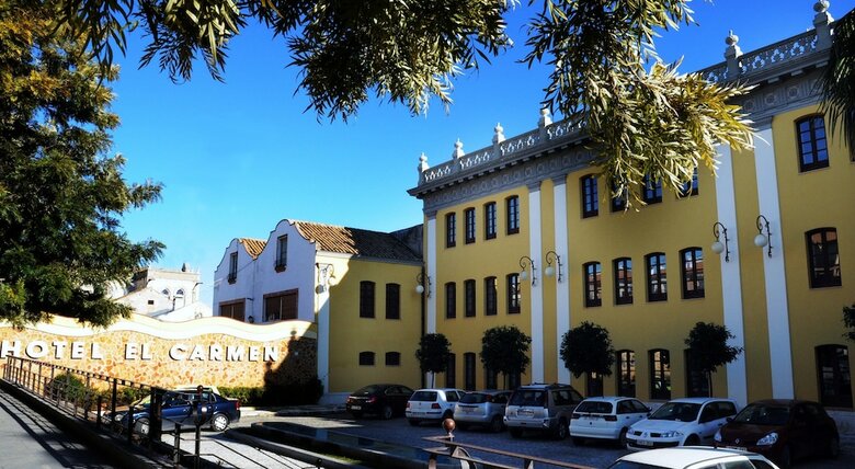 Hotel El Carmen (puente Genil)