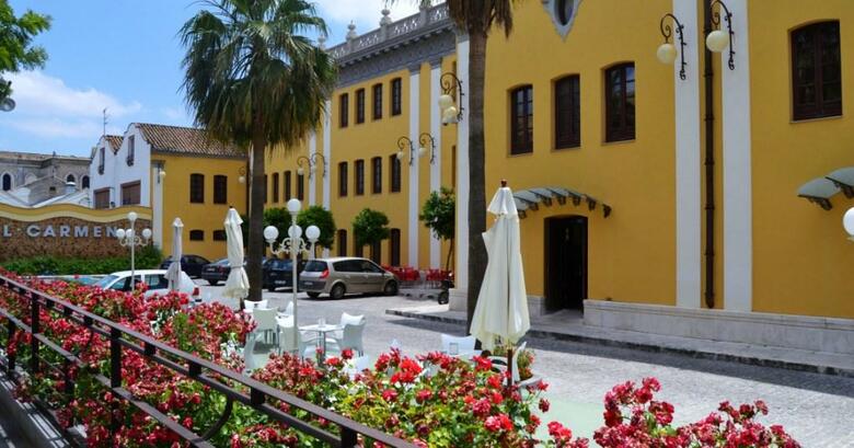 Hotel El Carmen (puente Genil)