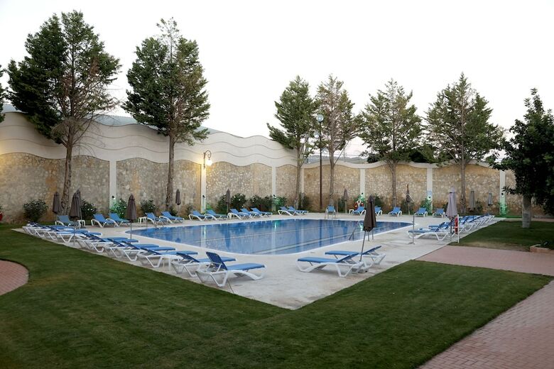 Hotel El Carmen (puente Genil)