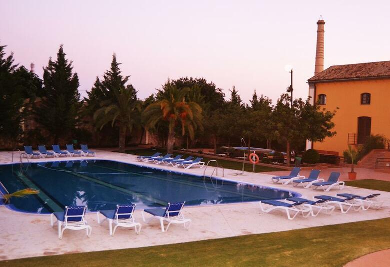 Hotel El Carmen (puente Genil)