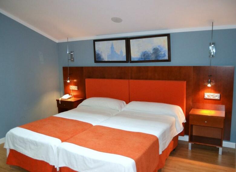 Hotel El Carmen (puente Genil)