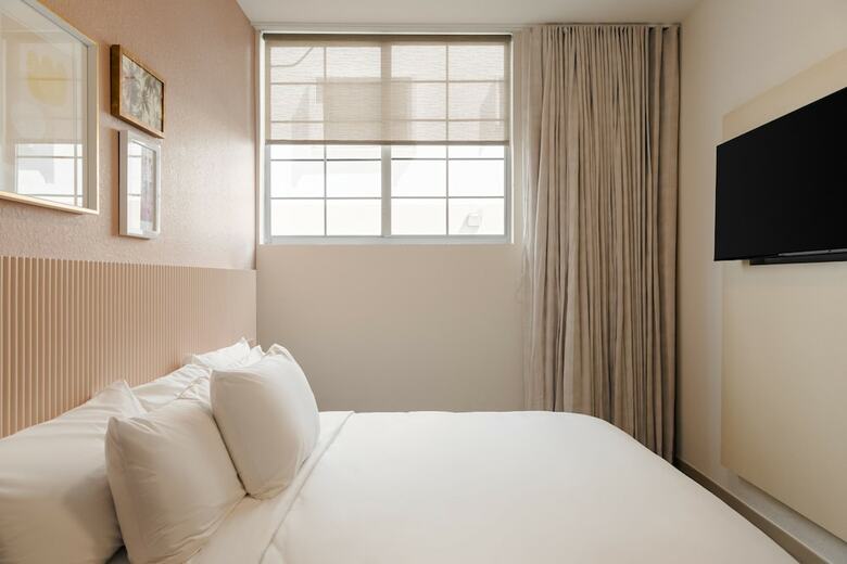 Hotel Found Miami Beach Powered By Sonder