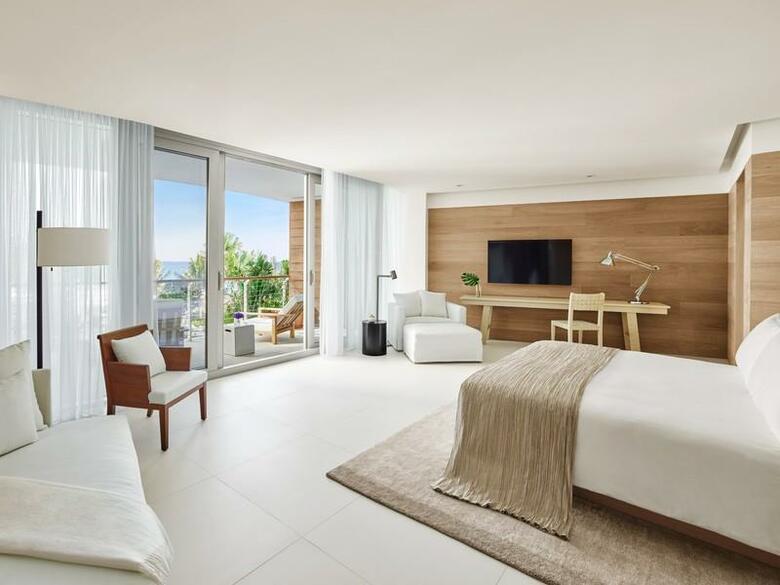 Hotel The Miami Beach Edition