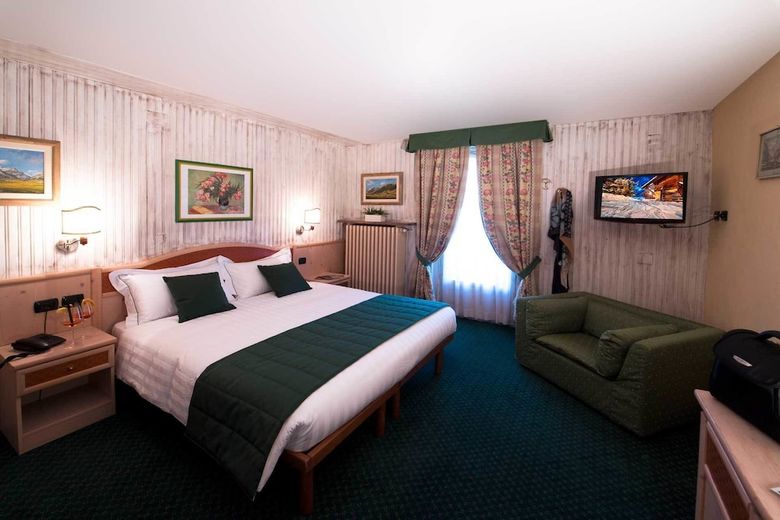 Hotel Alpina