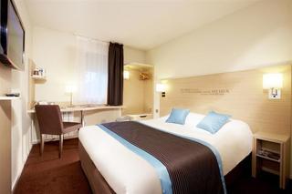 Hotel Kyriad Lyon Est - Bron Eurexpo Le Cottage