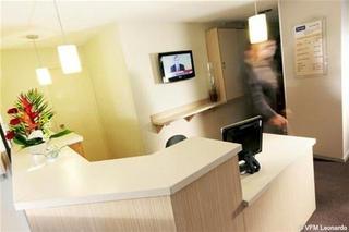 Hotel Kyriad Lyon Est - Bron Eurexpo Le Cottage