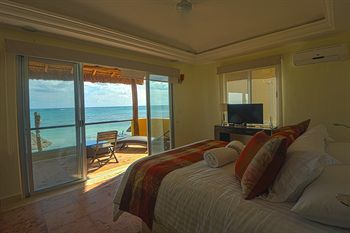 Blue Sky Hotel Boutique