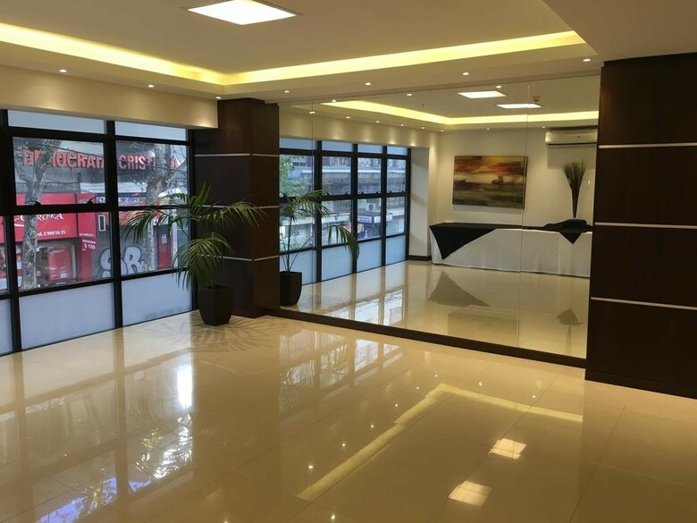 Hotel Crystal Tower