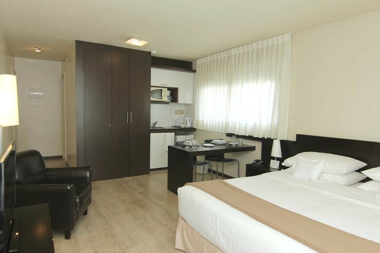 Hotel 27 Suites