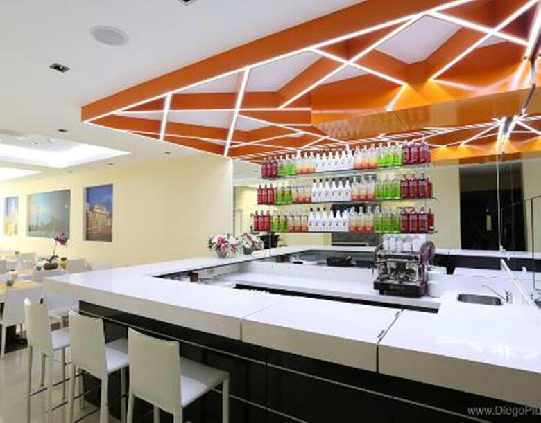 Puerto Mercado Hotel