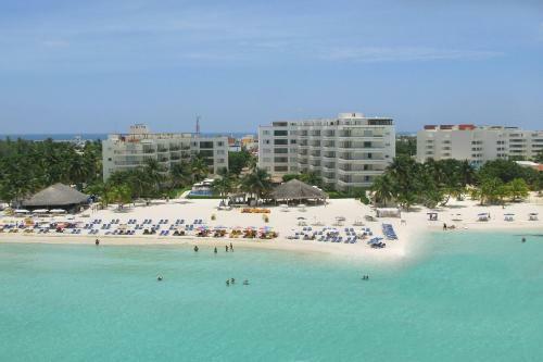 Ixchel Beach Hotel