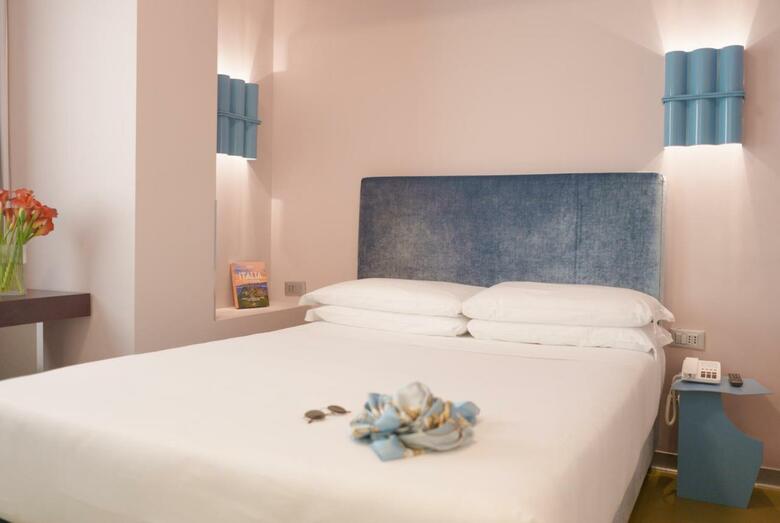 Moderno Hotel Roma