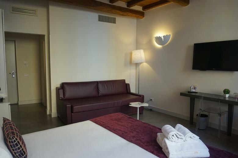 Hotel Trevi Palace Luxury Apartments