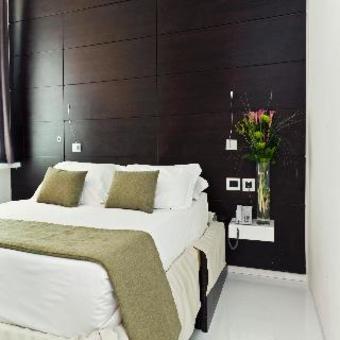 Hotel Navona Suites