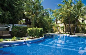 Hotel Waves Beach Resort & Spa